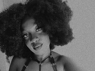 Ebonyfreyaa